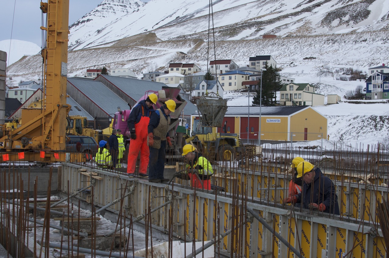 framkvæmdir við Hótel Sunnu